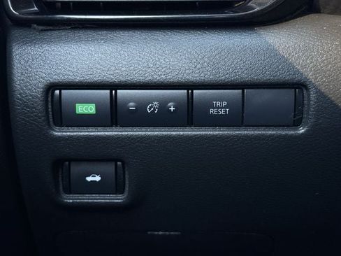 Used 2021 Nissan Sentra SV FWD image 22