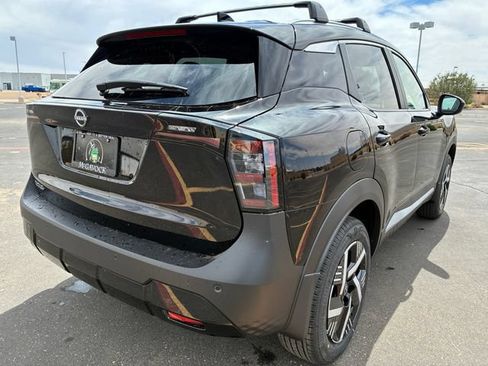 New 2026 Nissan Kicks SV w/ Cold Weather Package FWD image 6