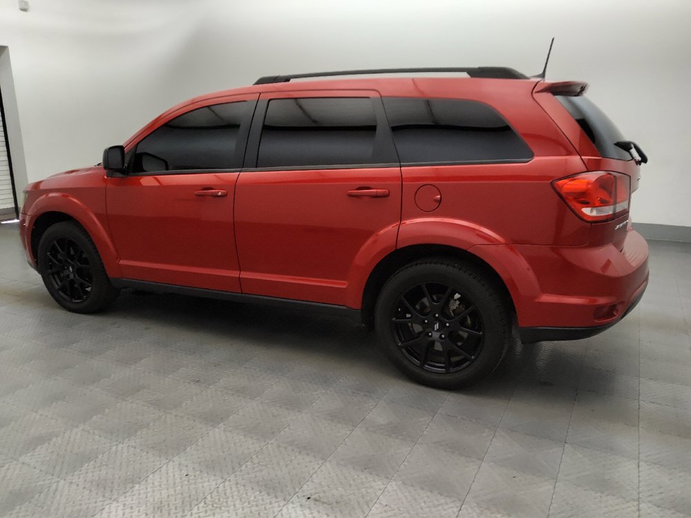 Used 2019 Dodge Journey SE w/ Connectivity Group FWD image 3