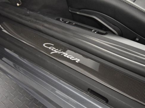 Certified 2025 Porsche 718 Cayman RWD image 17