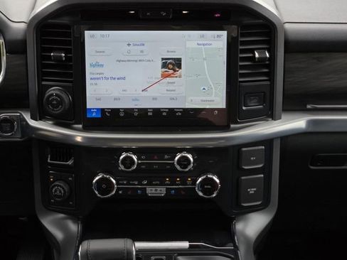 New 2025 Ford F150 Lariat w/ Equipment Group 501A Mid image 11