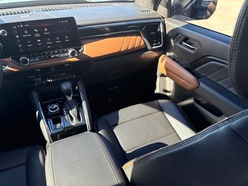 Used 2023 GMC Canyon AT4 w/ AT4 Premium Package AWD/4WD image 26