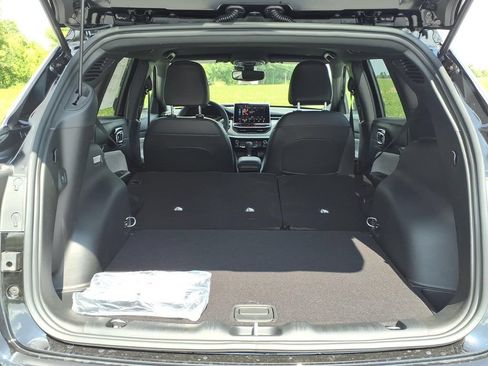New 2026 Jeep Compass Limited AWD/4WD image 17