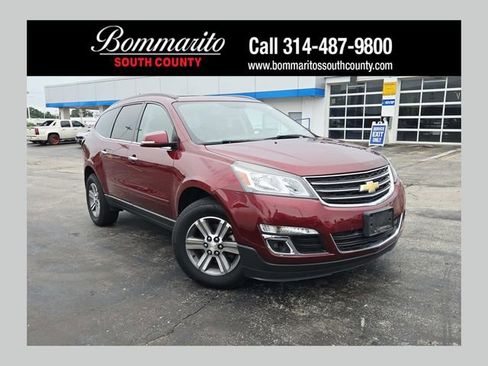 Used 2017 Chevrolet Traverse LT FWD image 1