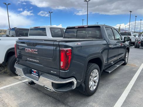 Used 2021 GMC Sierra 1500 SLT w/ SLT Premium Plus Package AWD/4WD image 2