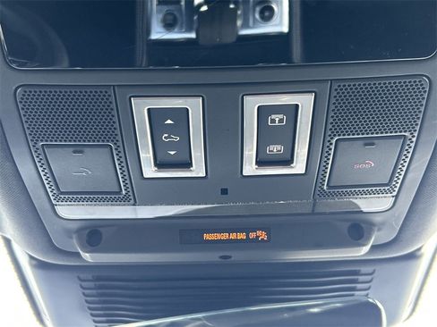 Used 2024 Jaguar F-PACE R-Dynamic S image 19