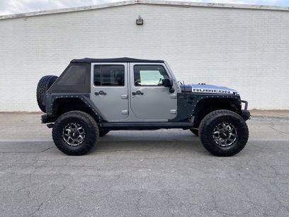 Used 2013 Jeep Wrangler Unlimited Rubicon w/ Connectivity Group