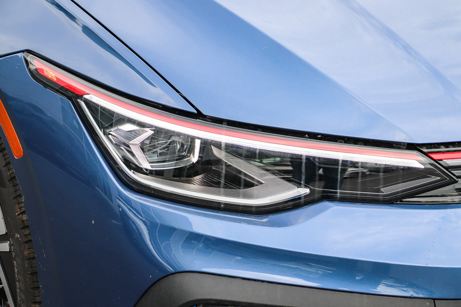 New 2026 Volkswagen GTI SE FWD image 4