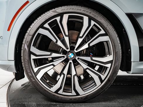 Used 2023 BMW X7 M60i w/ Executive Package image 12