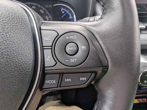 Used 2022 Toyota RAV4 Limited image 30