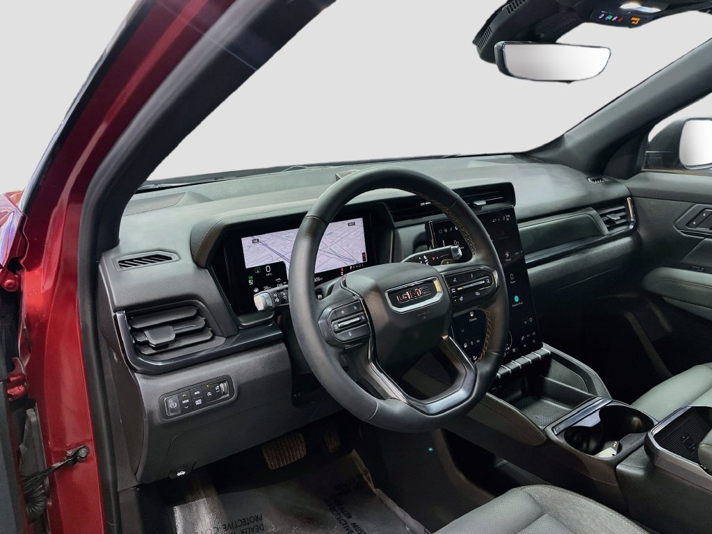 Used 2026 GMC Terrain AT4 w/ Technology Package II AWD/4WD image 9