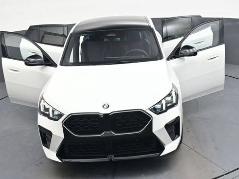 New 2026 BMW X2 xDrive28i w/ Technology Package AWD/4WD image 39