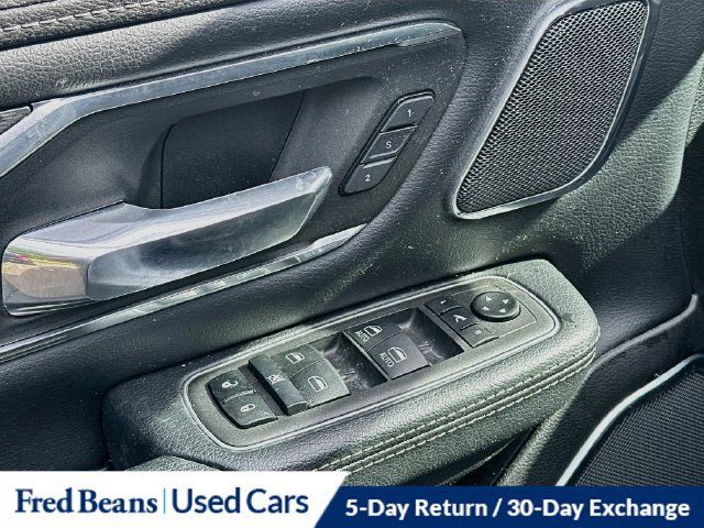 Used 2024 RAM 1500 Laramie AWD/4WD image 23