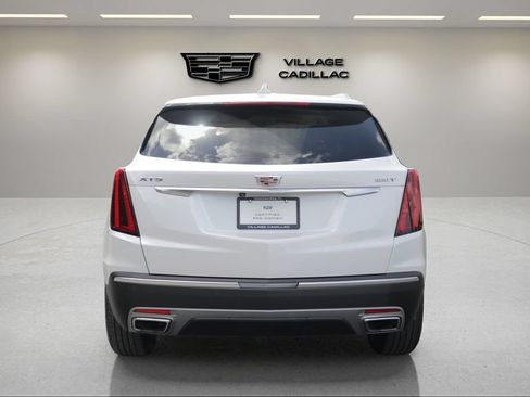 Certified 2023 Cadillac XT5 Premium Luxury FWD image 4