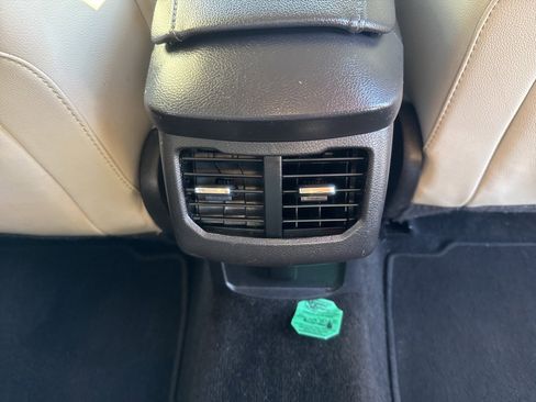 Used 2015 Ford Fusion Titanium image 24