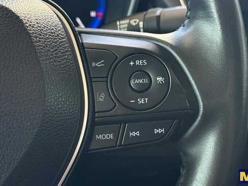 Used 2022 Toyota Corolla XLE image 27