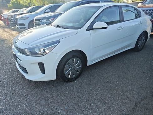 Used 2020 Kia Rio S FWD image 2