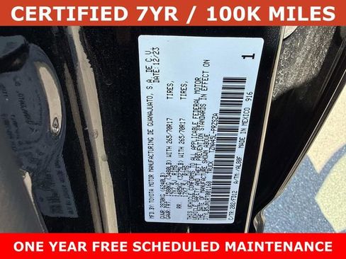 Used 2024 Toyota Tacoma TRD Off-Road AWD/4WD image 29