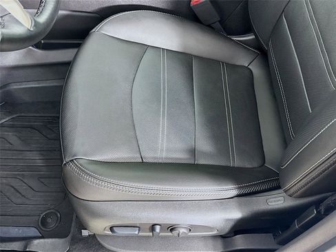 Used 2024 GMC Terrain Denali w/ Denali Premium Package image 21