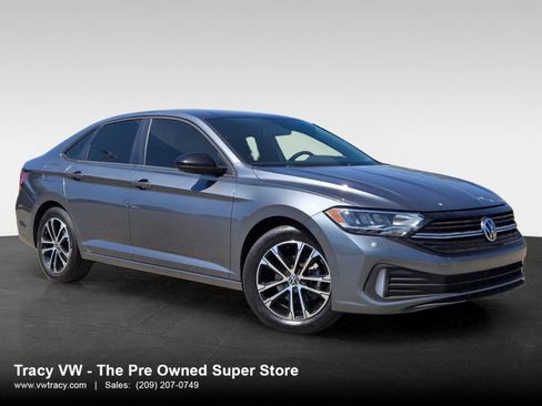 Used 2022 Volkswagen Jetta Sport FWD image 1
