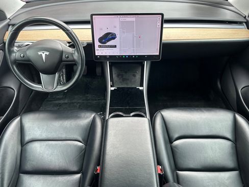 Used 2019 Tesla Model 3 RWD image 13