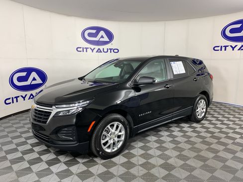 Used 2022 Chevrolet Equinox LS w/ LS Convenience Package FWD image 7