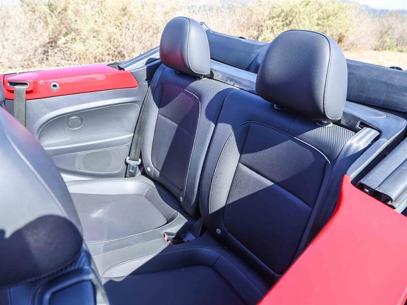 Used 2018 Volkswagen Beetle 2.0T S FWD image 21