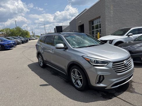 Used 2017 Hyundai Santa Fe Limited AWD/4WD image 32