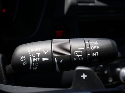 Used 2025 Honda Pilot TrailSport image 22