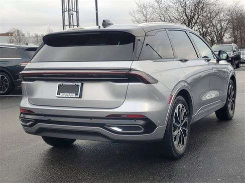 Certified 2024 Lincoln Nautilus Reserve w/ Equipment Group 203A image 7