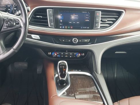 Used 2020 Buick Enclave Avenir w/ Avenir Technology Package image 28
