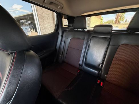 Used 2026 Nissan Kicks SR AWD/4WD image 34