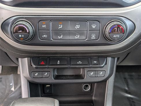 Used 2018 GMC Canyon SLT w/ Trailering Package AWD/4WD image 25