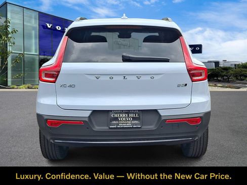 Certified 2026 Volvo XC40 B5 Plus w/ Protection Package Premier AWD/4WD image 6