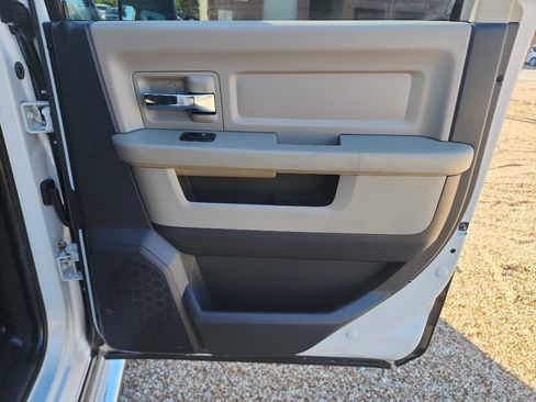 Used 2010 Dodge Ram 2500 Truck SLT image 31