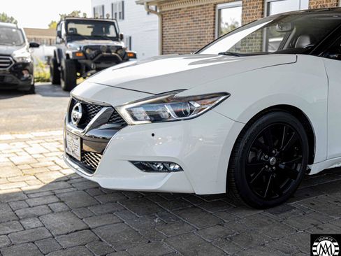 Used 2016 Nissan Maxima Platinum image 5