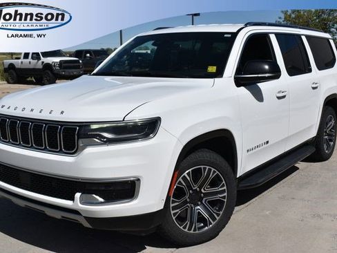 Used 2023 Jeep Wagoneer L Series II AWD/4WD image 1