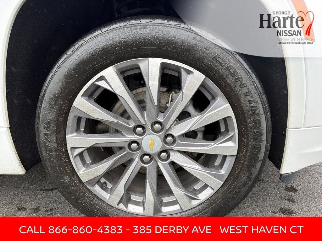 Used 2023 Chevrolet Traverse Premier AWD/4WD image 11