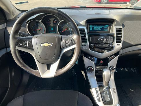Used 2014 Chevrolet Cruze LT image 17