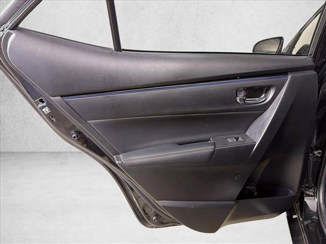 Used 2018 Toyota Corolla SE FWD image 21