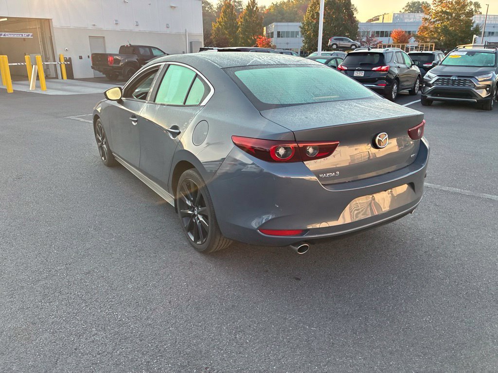 Used 2023 MAZDA MAZDA3 s FWD image 12