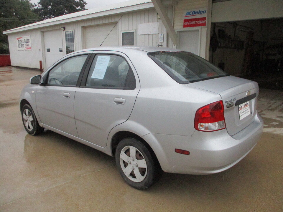 Used 2006 Chevrolet Aveo LS FWD image 13