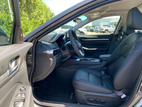 New 2026 Nissan Altima 2.5 SR w/ SR Premium Package FWD image 20