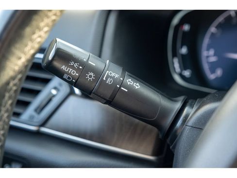 Used 2018 Honda Accord Touring image 21