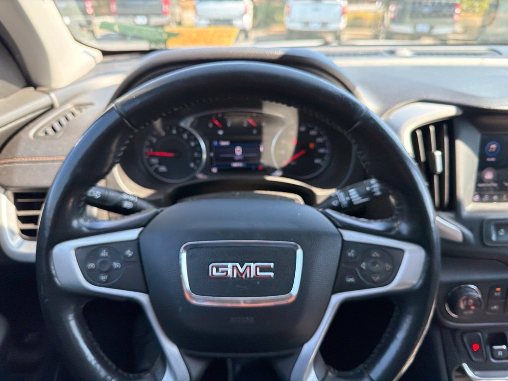 Used 2020 GMC Terrain SLE w/ Driver Convenience Package FWD image 8