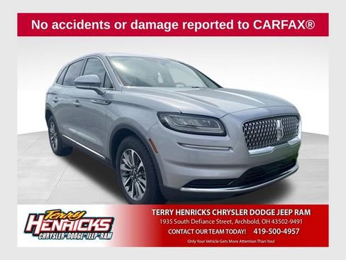 Used 2023 Lincoln Nautilus Reserve AWD/4WD image 1