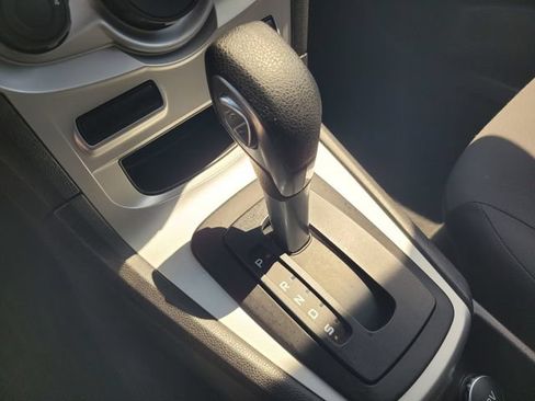 Used 2018 Ford Fiesta SE FWD image 18