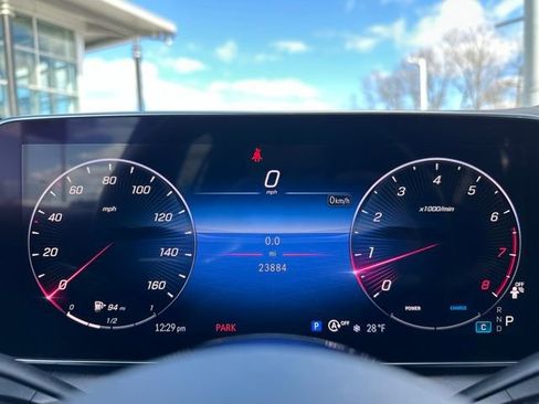 Certified 2024 Mercedes-Benz GLC 300 GLC 300 image 18