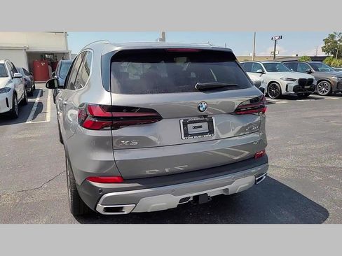New 2026 BMW X5 xDrive40i w/ Parking Assistance Package image 19