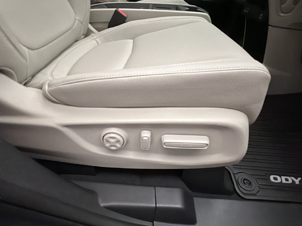 New 2027 Honda Odyssey EX-L image 21